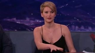 Jennifer Lawrence masturbando o desafio
