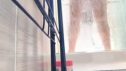 Adam duşta bakış açısı