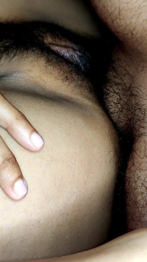 Indian Rich Business Woman Fucked by Desi Boy at Hotel hindi audio | Clip 1