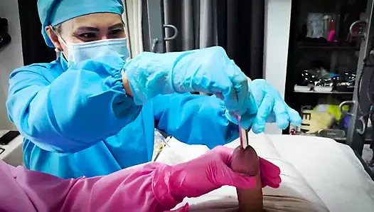 Von 2 grausamen Krankenschwestern mumifiziert und gequält