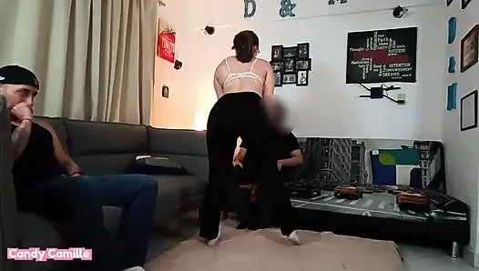 Молодая Горячая Жена Кэмми Получает Двойную Сперму На Лицо От Учителя И Мужа