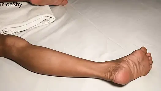 Misyoner korunmasız Asyalı orta yaşlı seksi kadın sıska boşalma jeli derin sikiş