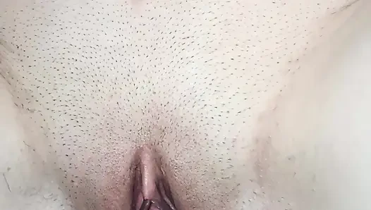 Asiatisches mädchen sitzt auf einem dildo, ich brauche deinen schwanz