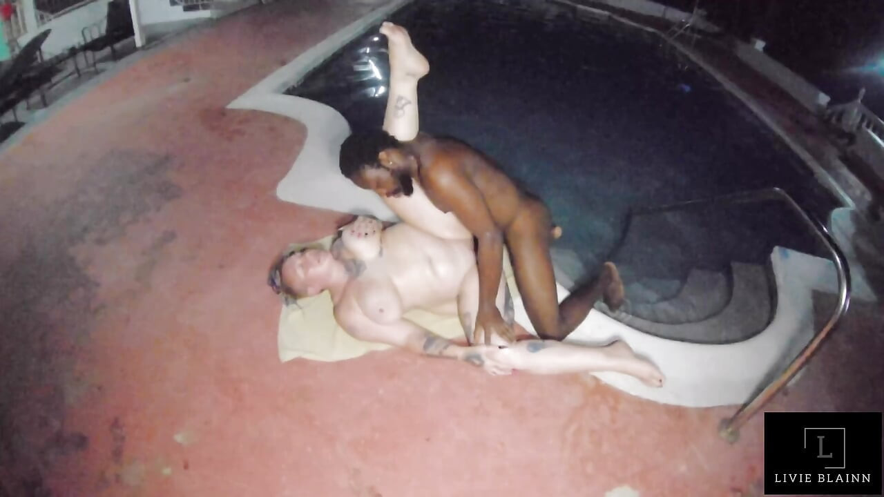 โดนจับได้บนกล้อง - เจ้าของโรงแรมถ่ายเราเย็ดกัน