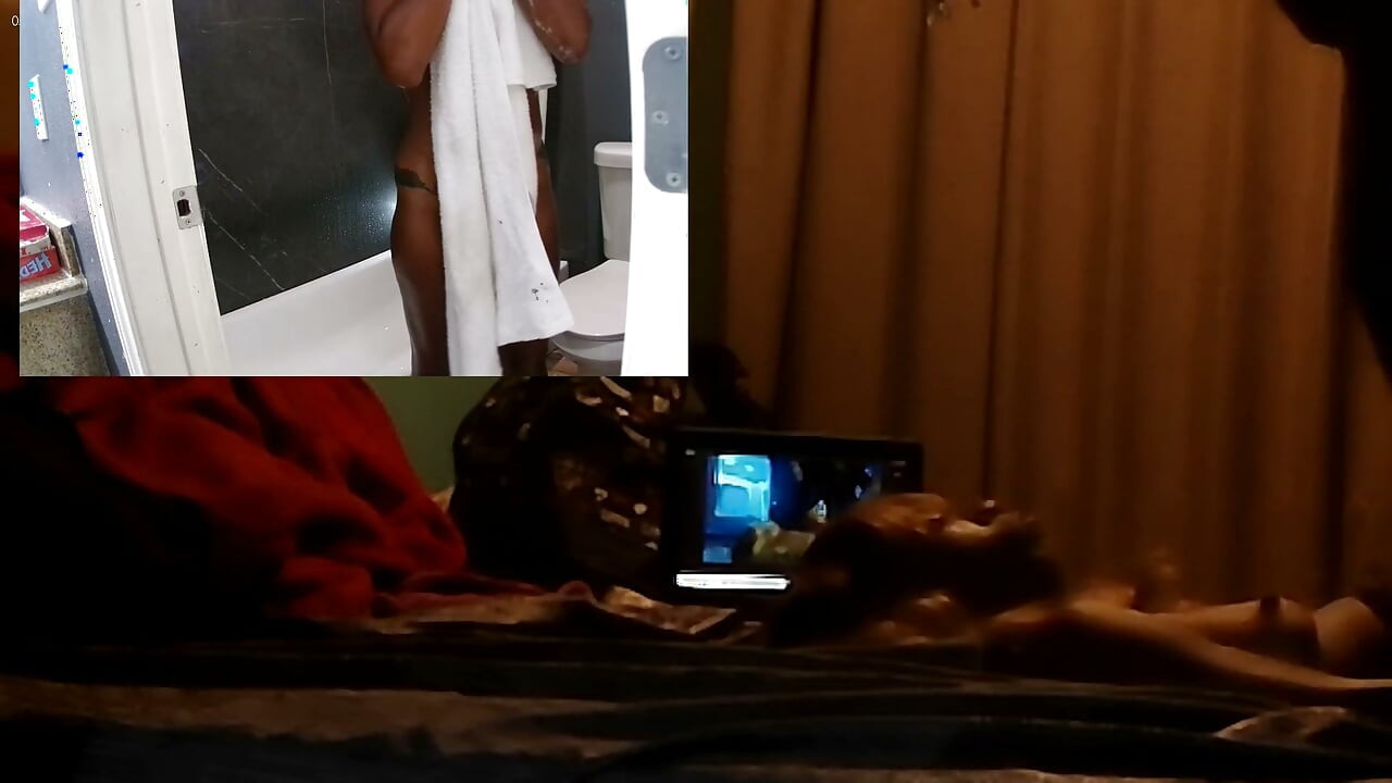 Cute Thot on Her Back After posing nude