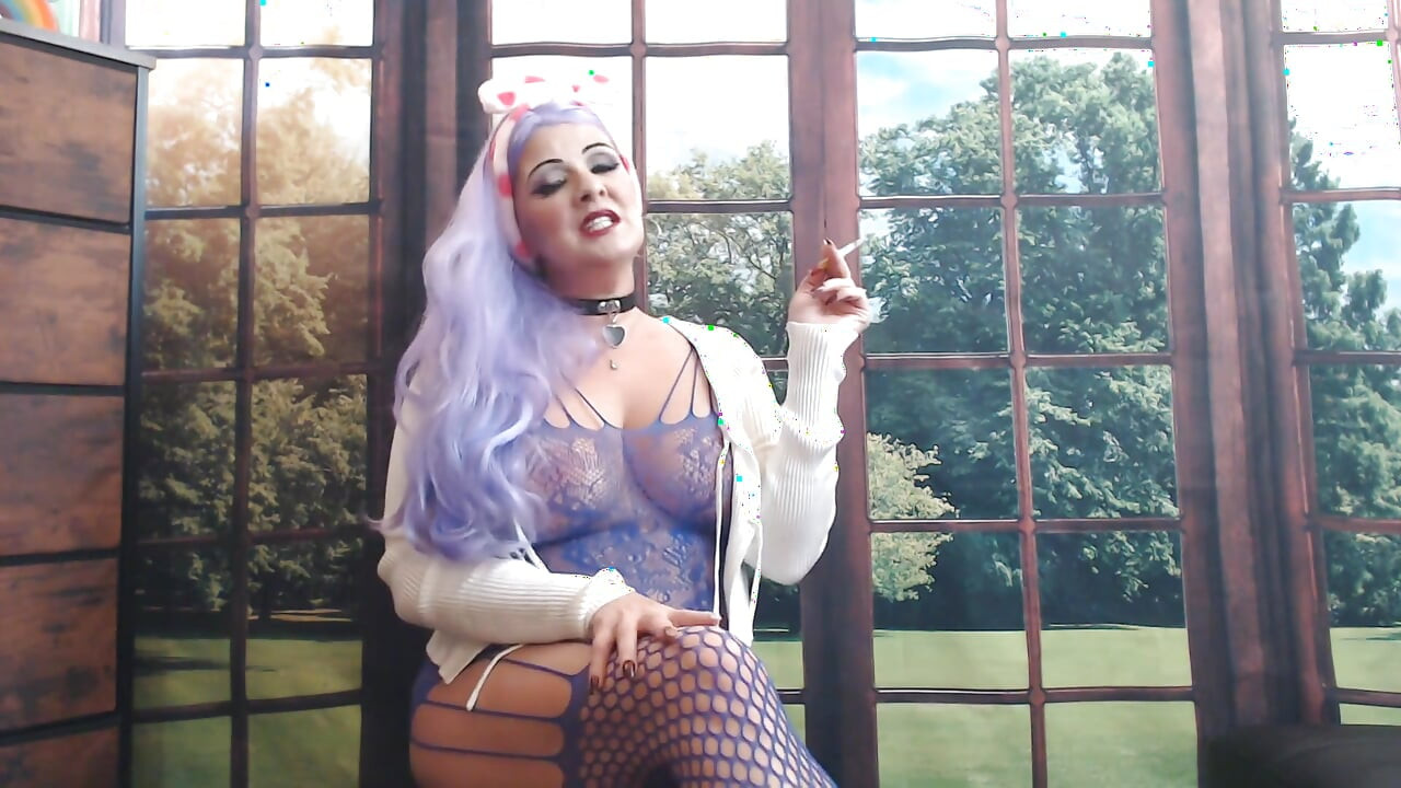 Pathetic smoke sissy play time
