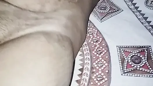 Mujhe mota lund chahiye koi hai jo mujhe kala or lumba
