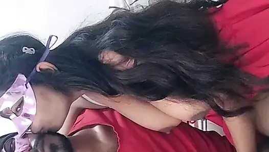 Romansa saudara tiri besar