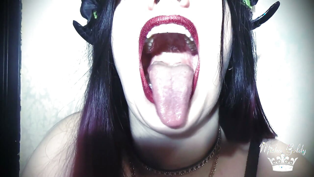 Meus Lábios - São a Porta para o Inferno! Aproveite