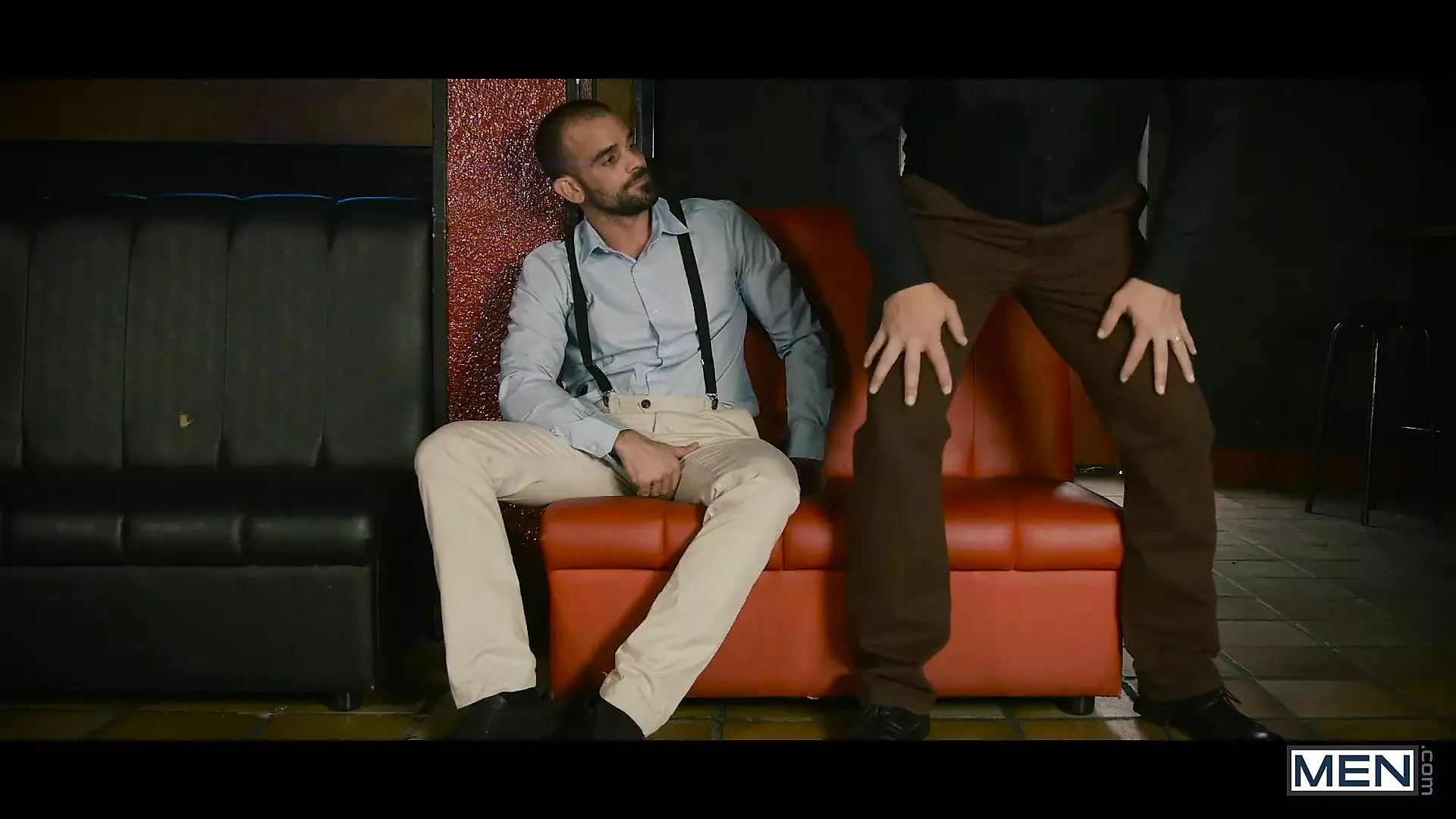 MEN - Jessy Ares ψάχνει για ένα κομμάτι του κώλου για να απολαύσετε τη νύχτα του και Sam Barclay είναι πρόθυμος να βοηθήσει