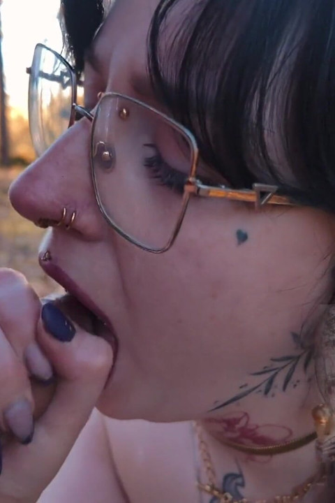 Wood Pixie Gets Her Face Painted, Dual Camera, Asshole on Display