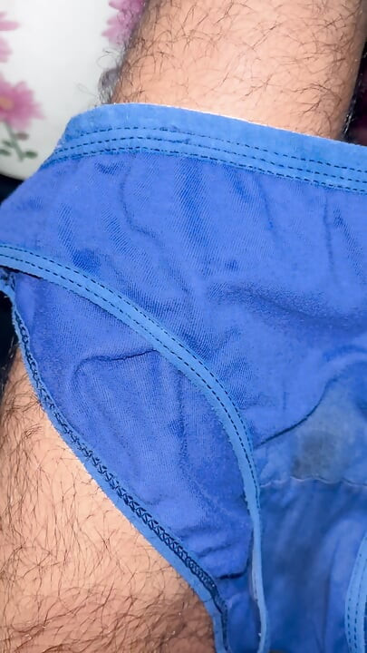 stepsister Sheya blue dirty panties sniffing and cum