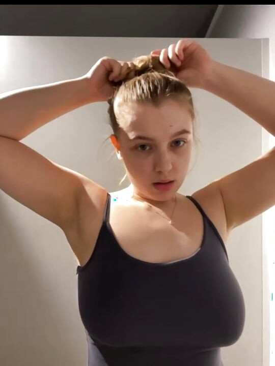 Crazy fucking in the gym