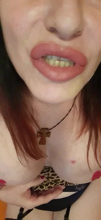 SHEMALE 077642494 TRANSSEXUAL SKOPJE MASAZA MASAZI T-GIRL