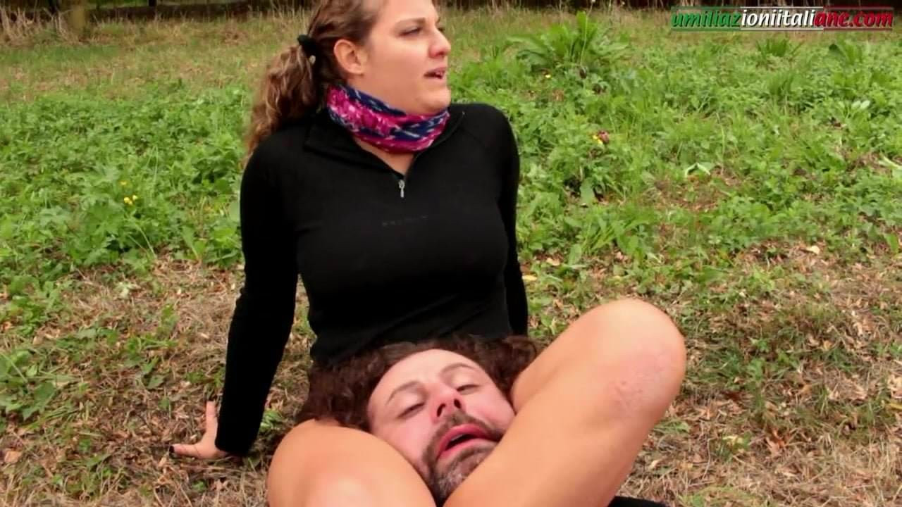 The Voyeu Ep1 - Facesitting and Smothering