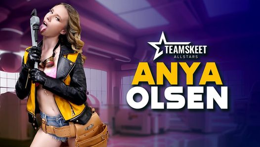 Vivacious Anya olsen è teamskeet star del mese: intervista alla pornostar e scopata hardcore