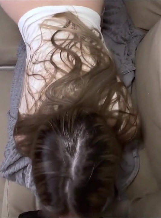 That Scumbag Passionately Fucked His Virgin Stepsister in Exchange for a New Phone