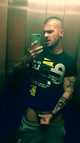elevator getting off