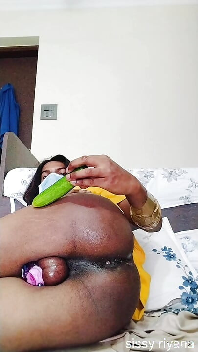 Indian shemale sissy crossdressers fucking dildo in home and handjob