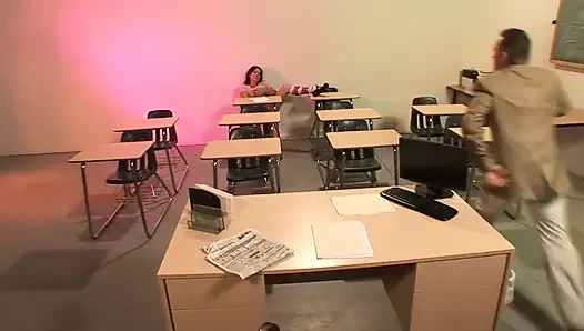 Di kelas dengan keinginan untuk kontol