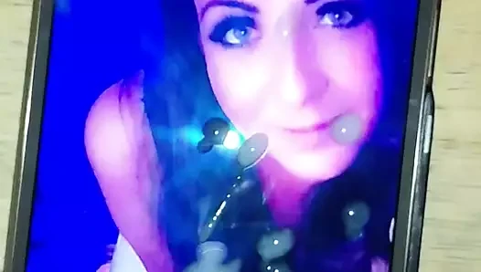 Adele boşalma anısına 2