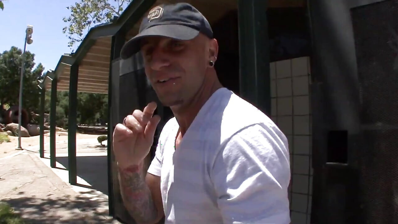 Bruklin Bejli je jebana velikim kurcem