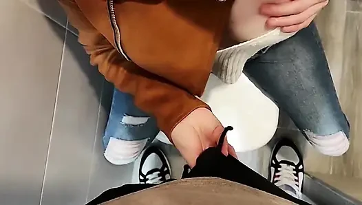 Profesörümle Üniversitenin Tuvaletinde Oral Seks Riski Var!