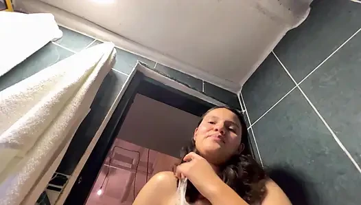 Playing at becoming a lesbian with my best friend's friend