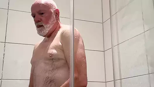 Bearstgt duş sergisi