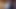 ベッドの上でポーズをとって
