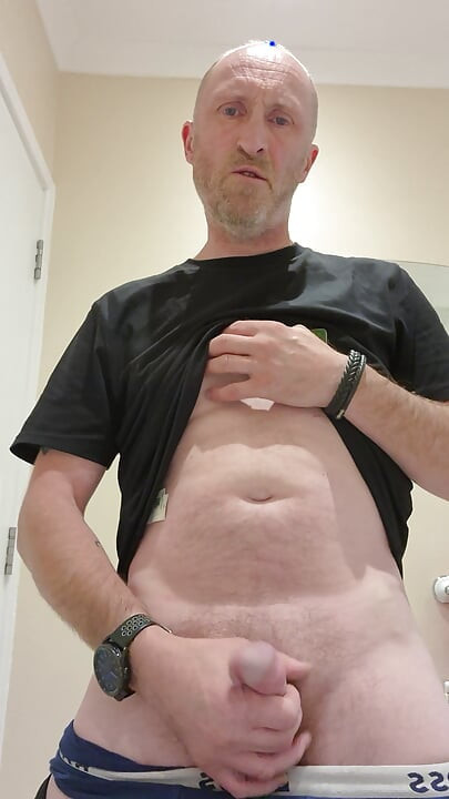 Wanking ready to cum