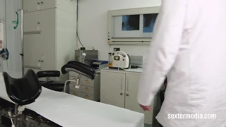 Shot Gun porn video – Doctor Treated in Sex Clinic Lulu Gun