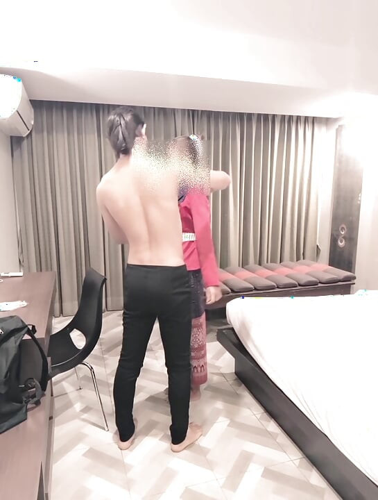 Behind the scene Thai E-san dress