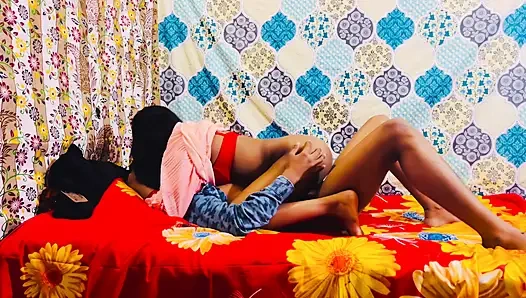 The girl came to her boyfriend's house to convince her but the boyfriend caught her and fucked her fast and made her scream