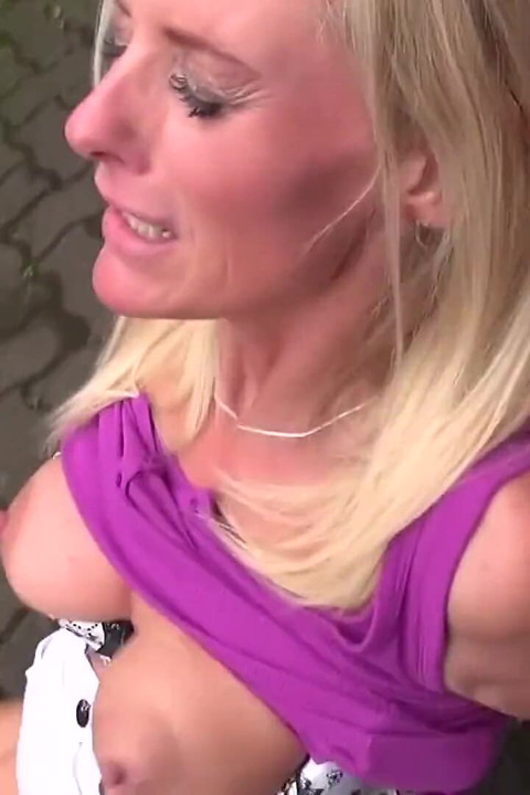 Hard outdoor threesome: two guys share a Milf's cunt