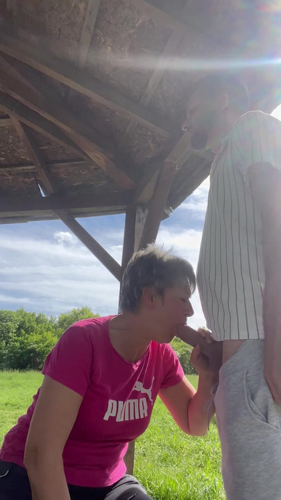Madam O Outdoor Anal 3