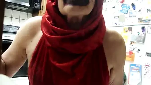 Ida lynda slutbabe için sıcak görünüyor