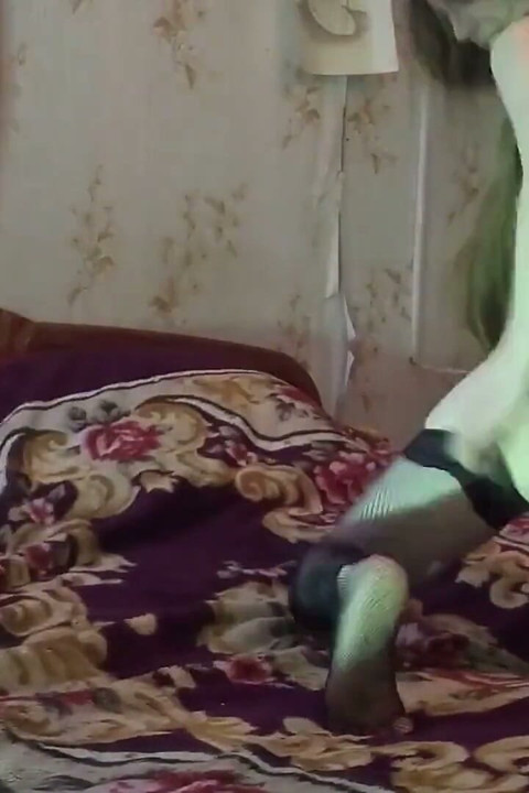 Seks buatan sendiri dengan teman wanita dalam stoking