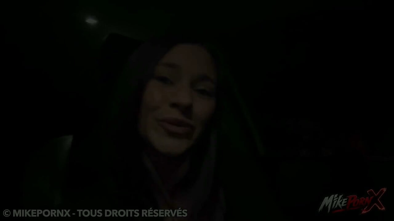So Eager to Get Fucked This Little Slut Arrives at a Guy's House by Surprise