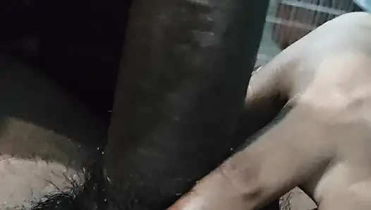 Karı Ve Eşi Ne Chup Chap Kand Kar Diya