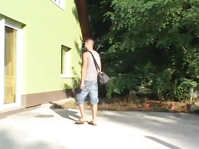 Napalona stadnina walenie seksownej laski pieska na zewnątrz