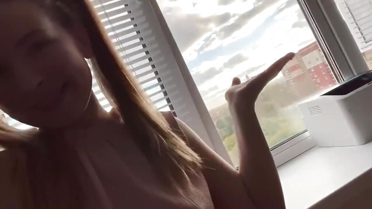 Teen Masturbates with Toys and Brings Herself to Orgasm