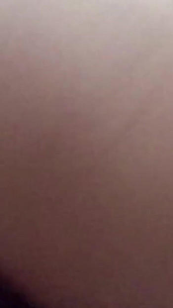 Zapanjujući trenutak iz "Amcamdan Bosanan Yengem Bana Kaldi Agzina Veriyorum Turska zrela"