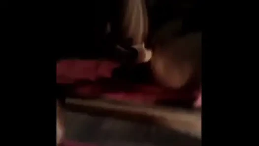 Ich fand das erste private Video, das ich je gemacht habe, es war in meinem Zimmer, keine licht