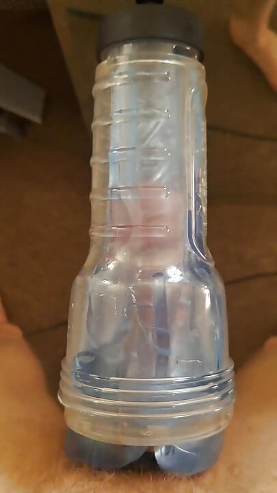 I finally got a new fleshlight mount