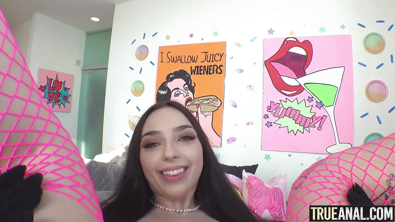 TRUE ANAL Riding Scarlett Rosewood's ripe ass