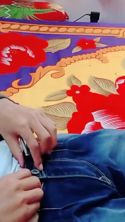 pakistani wife ki machalti ch#t ki pati ne kravai calboy se jabardust chudayi full hindi with dirty audio 4k Video HD | Clip 1