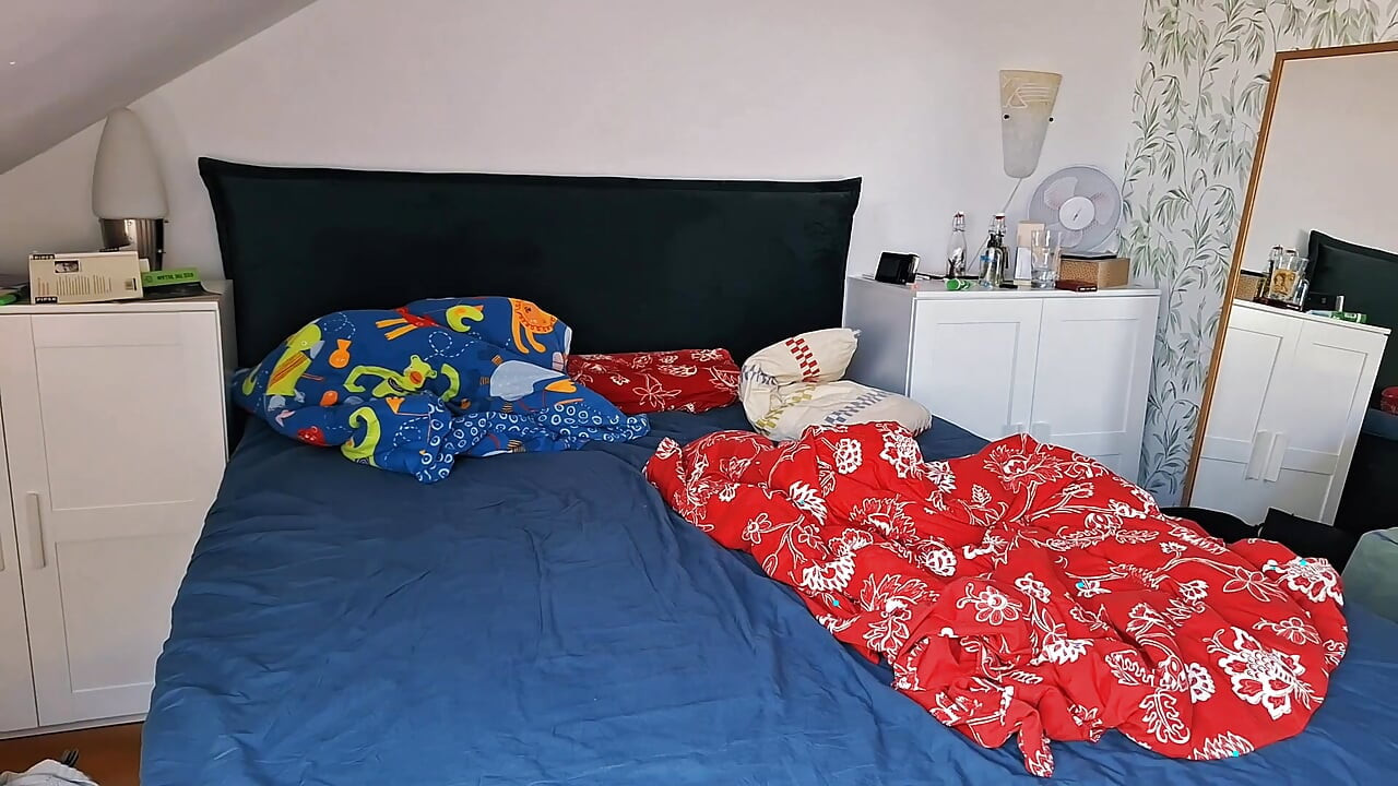Heißes ficken ohne Gummi mit Squirting und Creampie- in MILF und Hotwifepussy - keine Verhütung, ist sie jetzt schwanger?