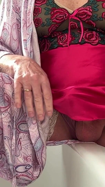 Kultni trenutak iz filma "Razmažena nedjeljom u ogrtaču i analnom čepu"