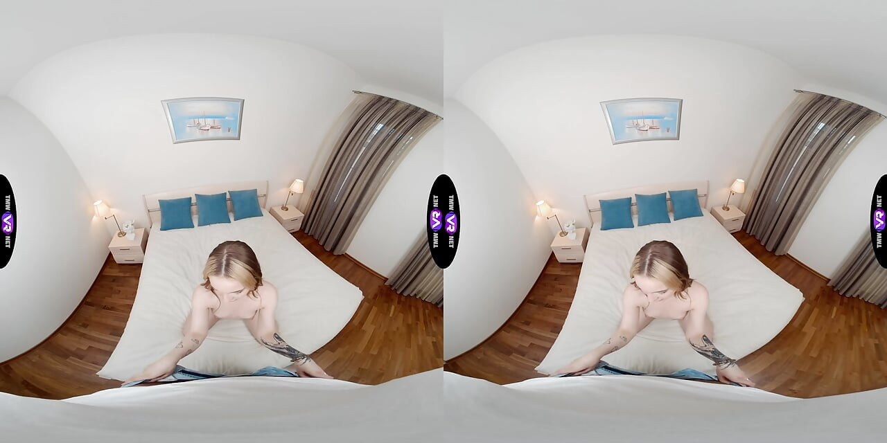 Molly stone je grubo jebana posle svađe sa tušem - tinejdžerski žeton